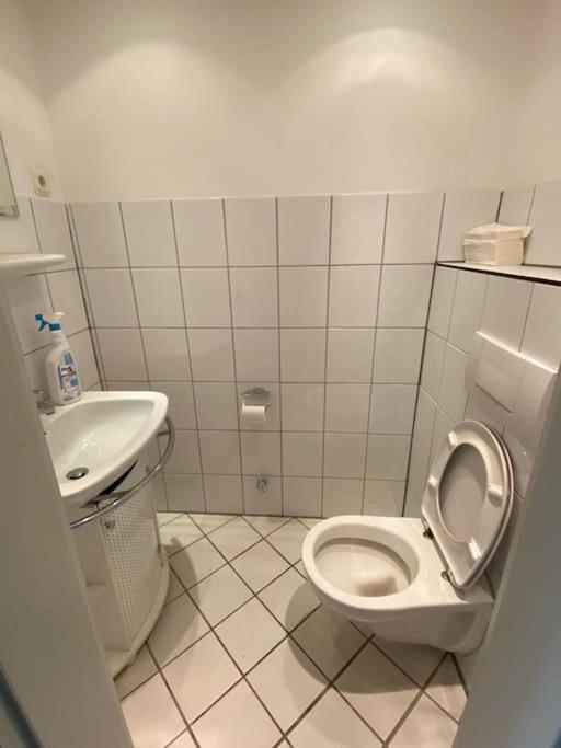Studio 50 Qm Zentral In Domnaehe Köln Exteriör bild